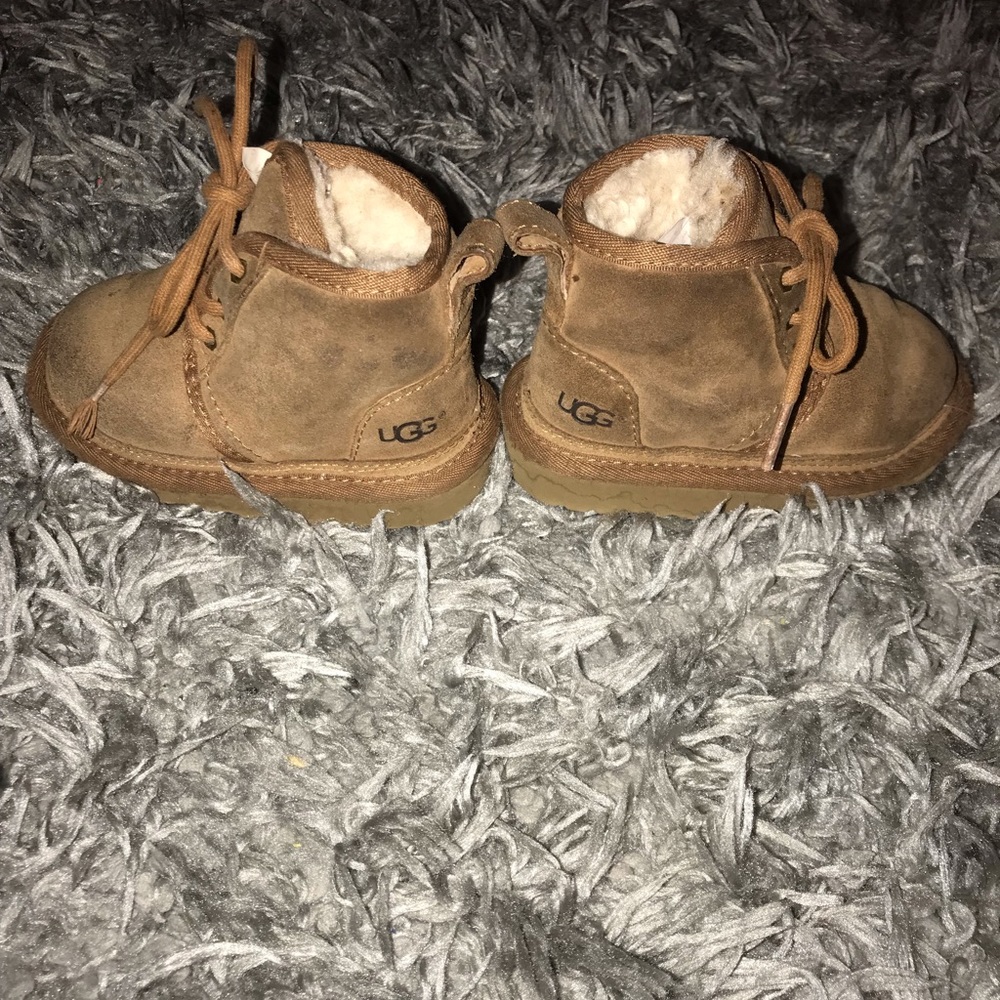 Toddler boy Ugg Neumel